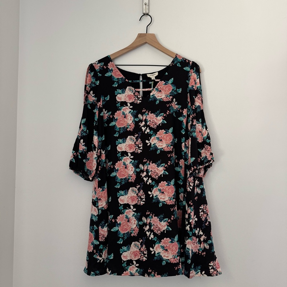 NWT Umgee Black Pink Floral Boho Tunic Dress Keyhole Bell Sleeve Size Small